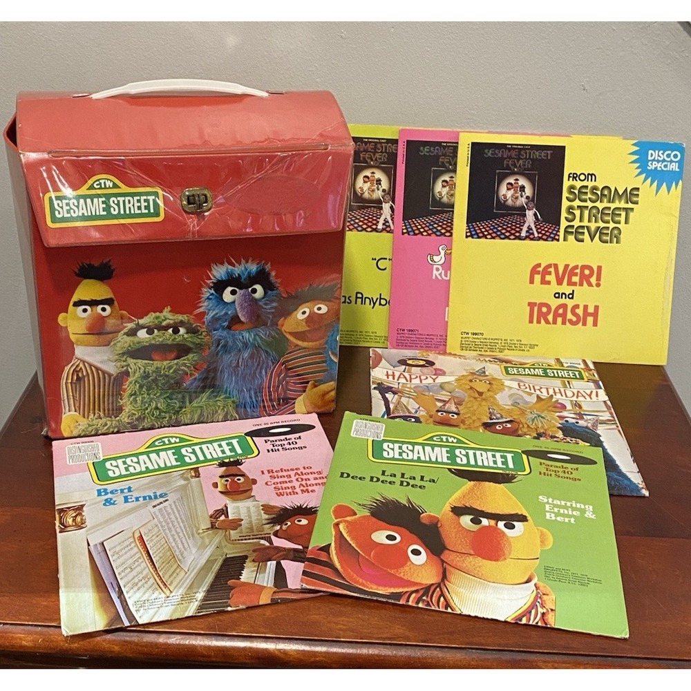 Sesame Street Carry Case w/ 6 45 Vinyl Records in Sleeves Dance Fever Birthday